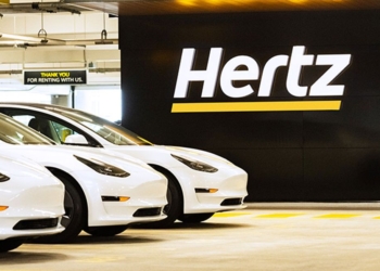 Hertz, 42M$ toplam anlaşma bedeli ile 100.000 Tesla siparişi verdi